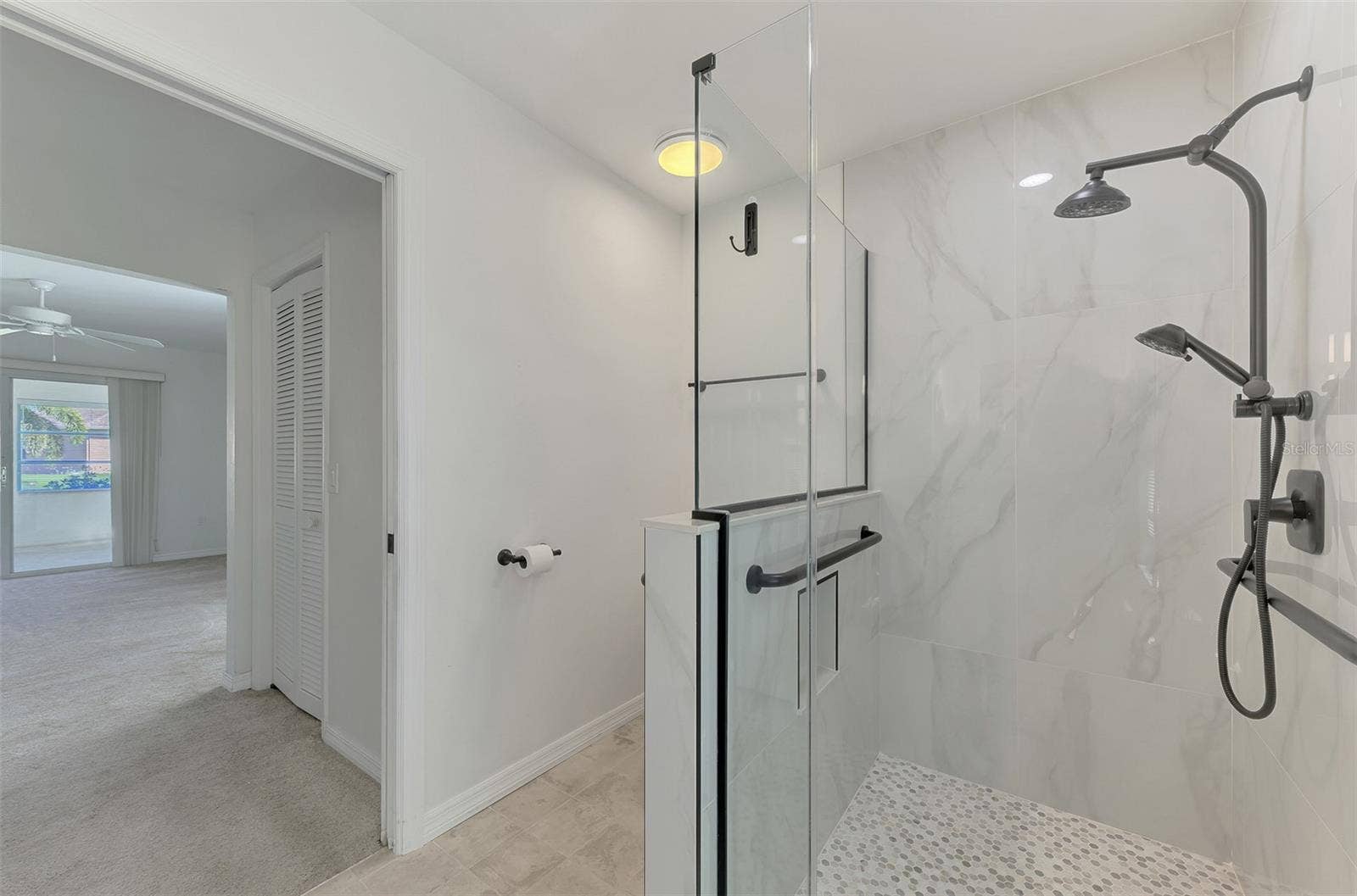 238 PARK FOREST BOULEVARD, #146, Englewood, FL 34223 Dual Shower Head with Slide Bar