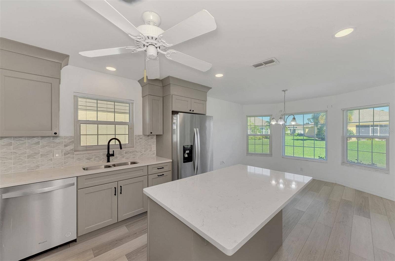 238 PARK FOREST BOULEVARD, #146, Englewood, FL 34223 Modern Kitchen