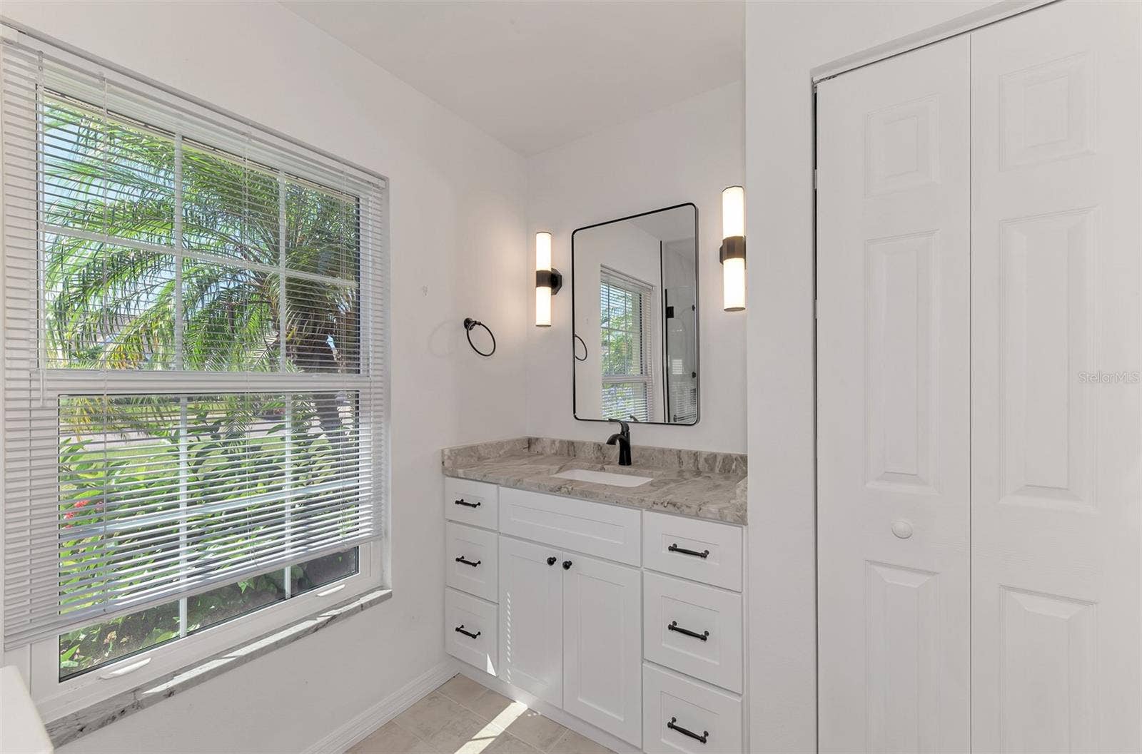 238 PARK FOREST BOULEVARD, #146, Englewood, FL 34223 Modern Primary Bathroom