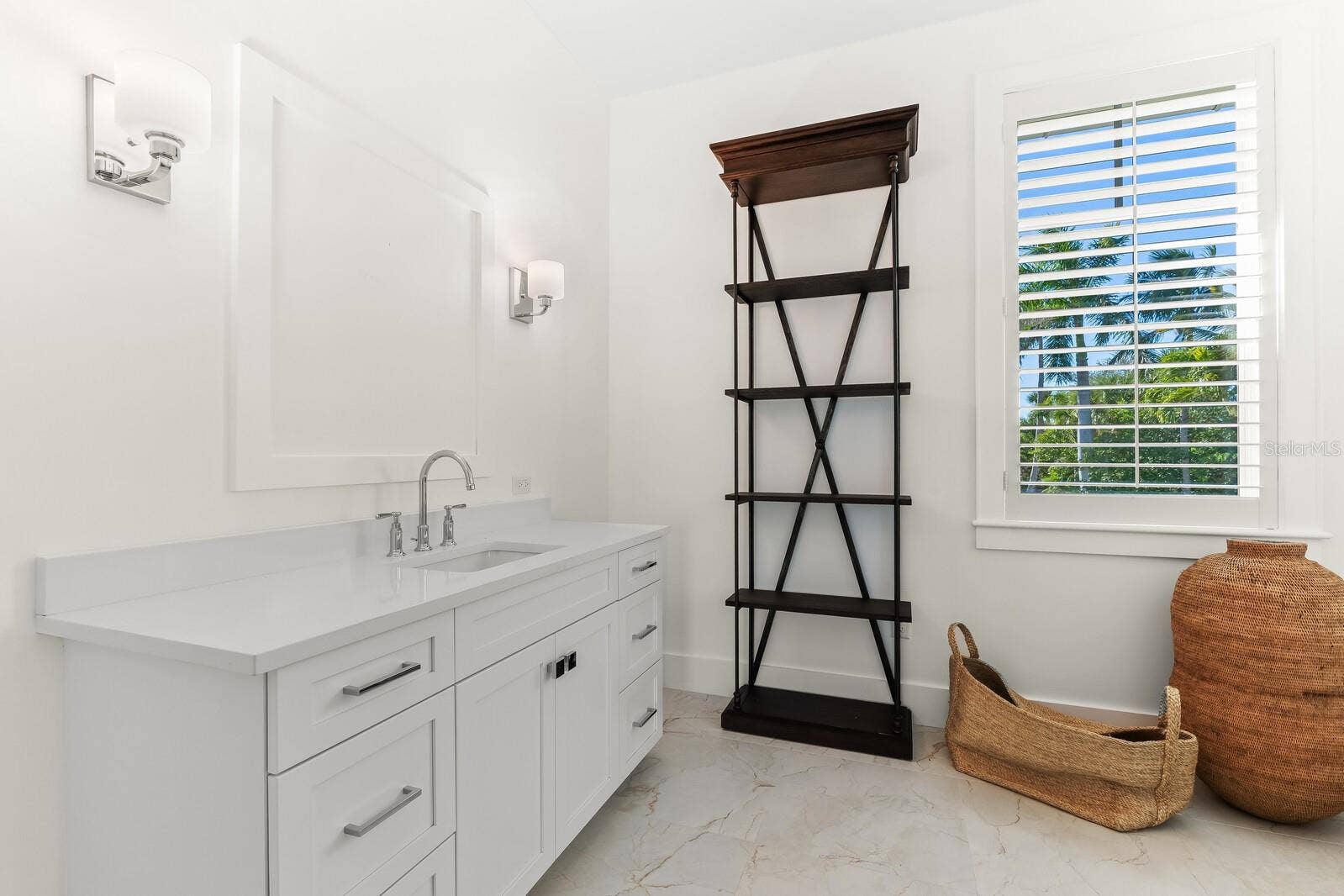 4070 LOOMIS AVENUE, Boca Grande, FL 33921 4070 LOOMIS AVENUE, Boca Grande, FL 33921