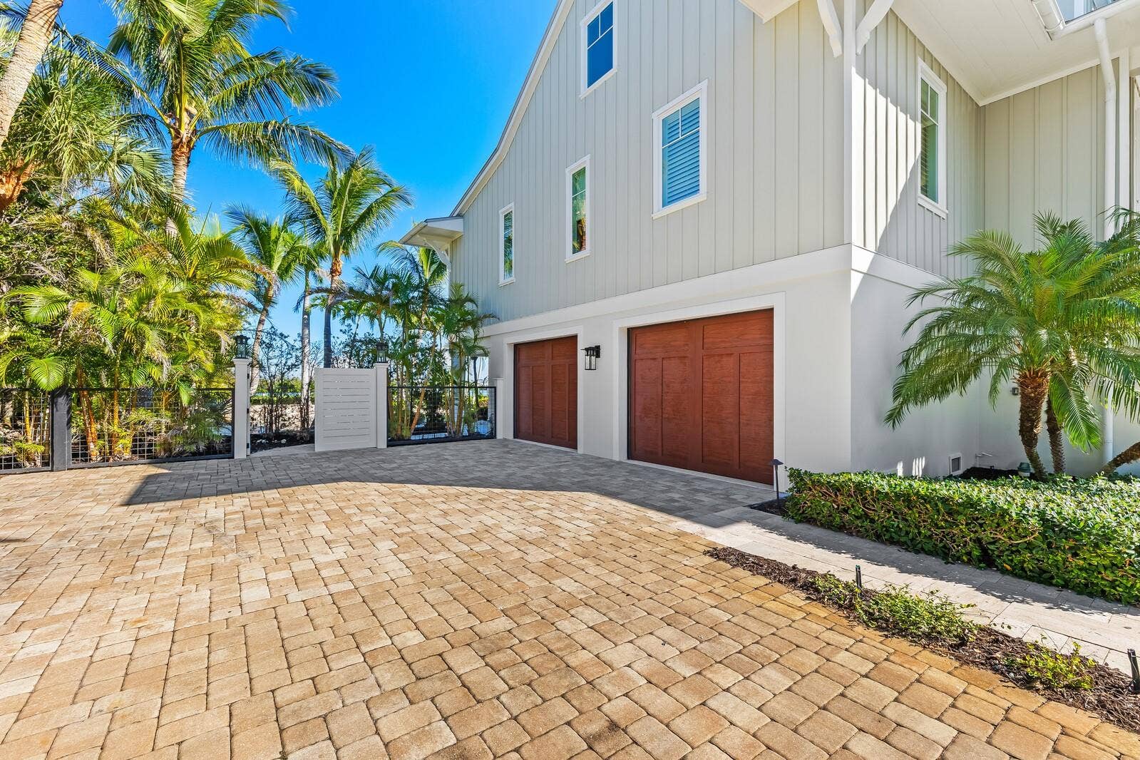 4070 LOOMIS AVENUE, Boca Grande, FL 33921 4070 LOOMIS AVENUE, Boca Grande, FL 33921
