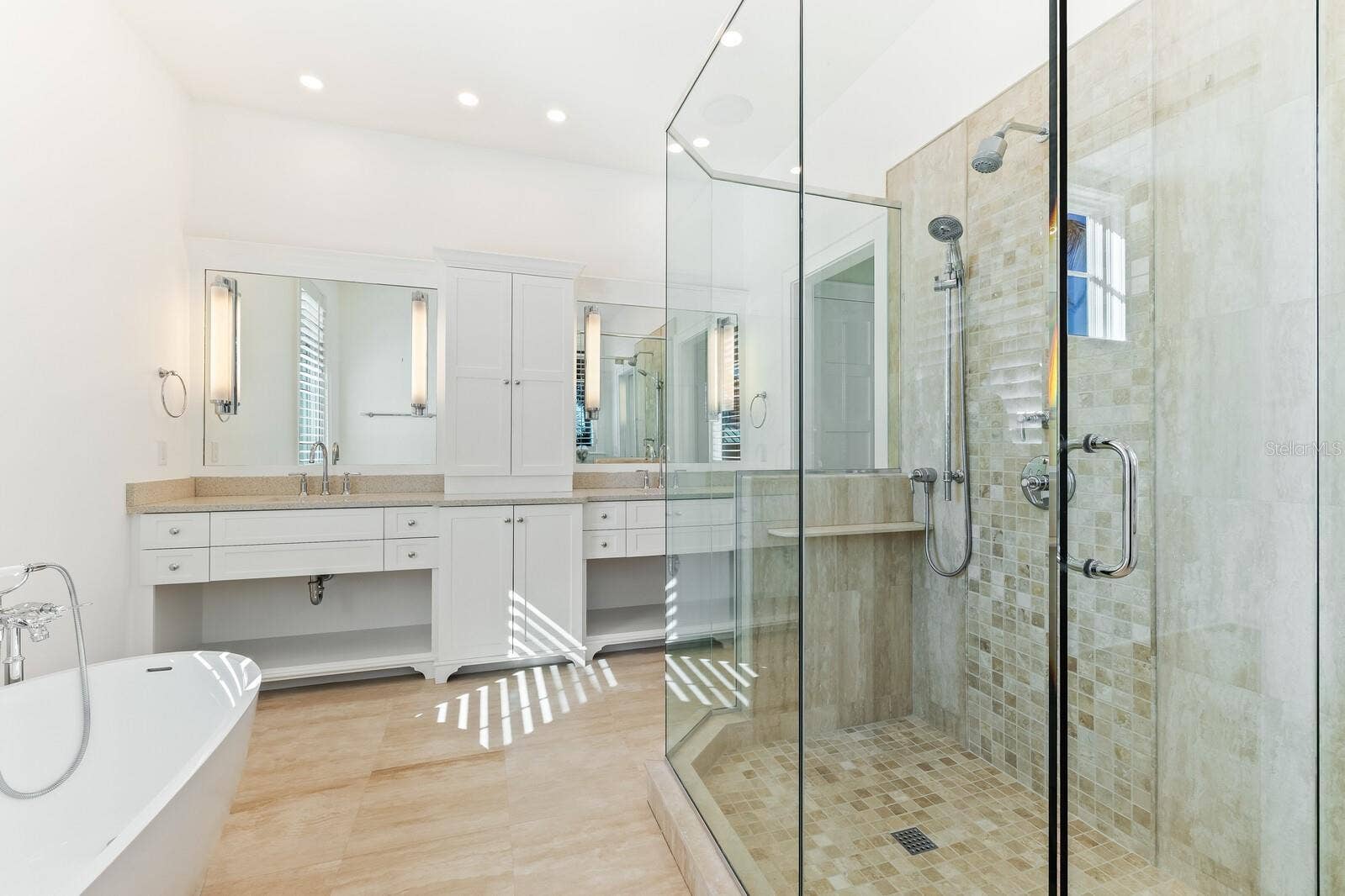4070 LOOMIS AVENUE, Boca Grande, FL 33921 4070 LOOMIS AVENUE, Boca Grande, FL 33921