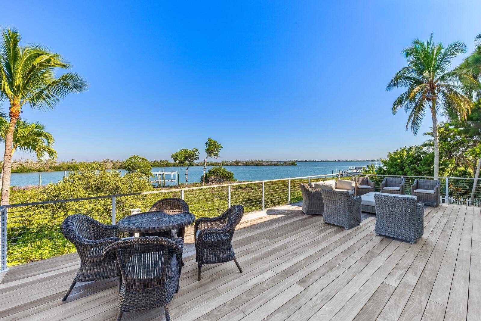 4070 LOOMIS AVENUE, Boca Grande, FL 33921 4070 LOOMIS AVENUE, Boca Grande, FL 33921