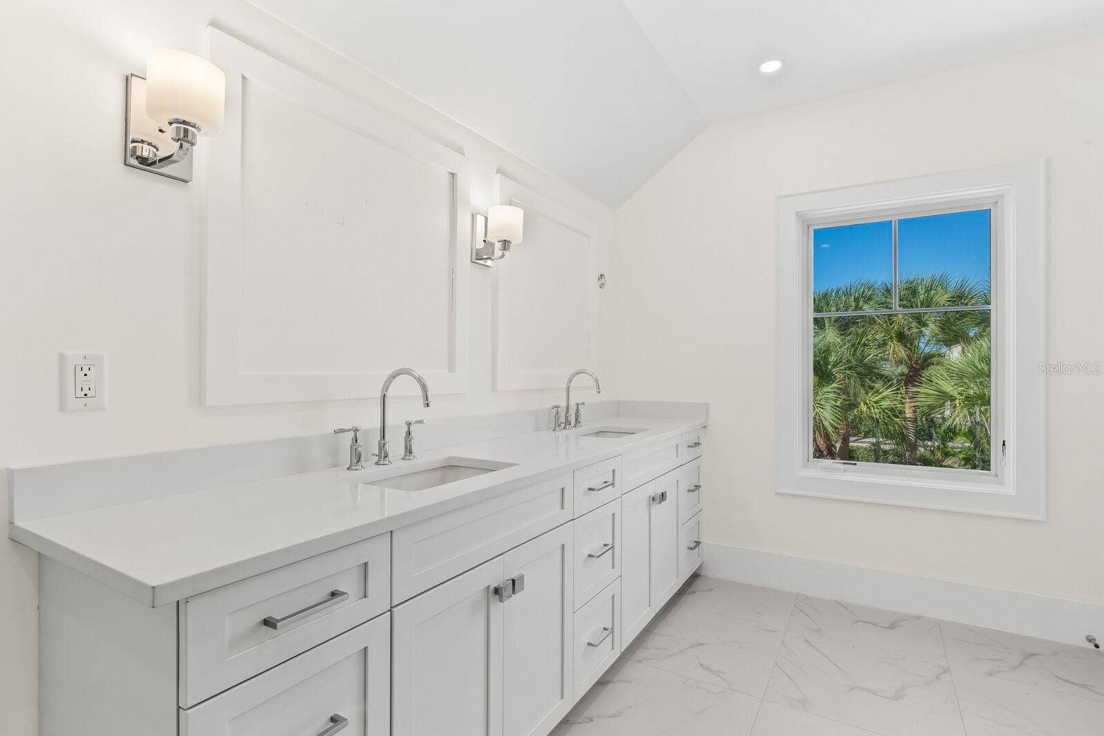 4070 LOOMIS AVENUE, Boca Grande, FL 33921 4070 LOOMIS AVENUE, Boca Grande, FL 33921