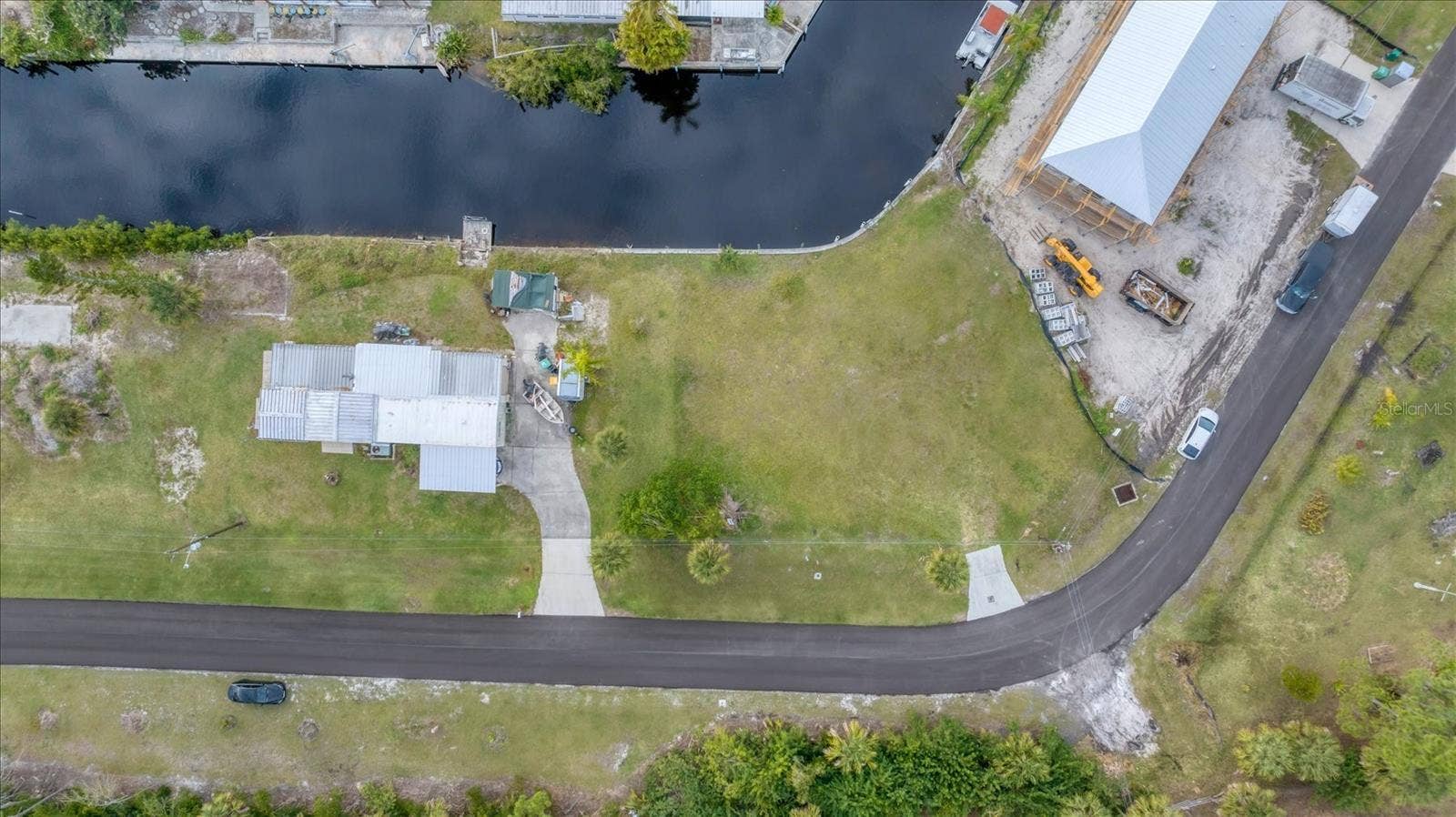 4203 HOLLIS AVENUE, Port Charlotte, FL 33953 4203 HOLLIS AVENUE, Port Charlotte, FL 33953