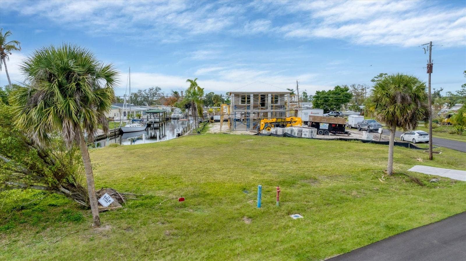 4203 HOLLIS AVENUE, Port Charlotte, FL 33953 4203 HOLLIS AVENUE, Port Charlotte, FL 33953