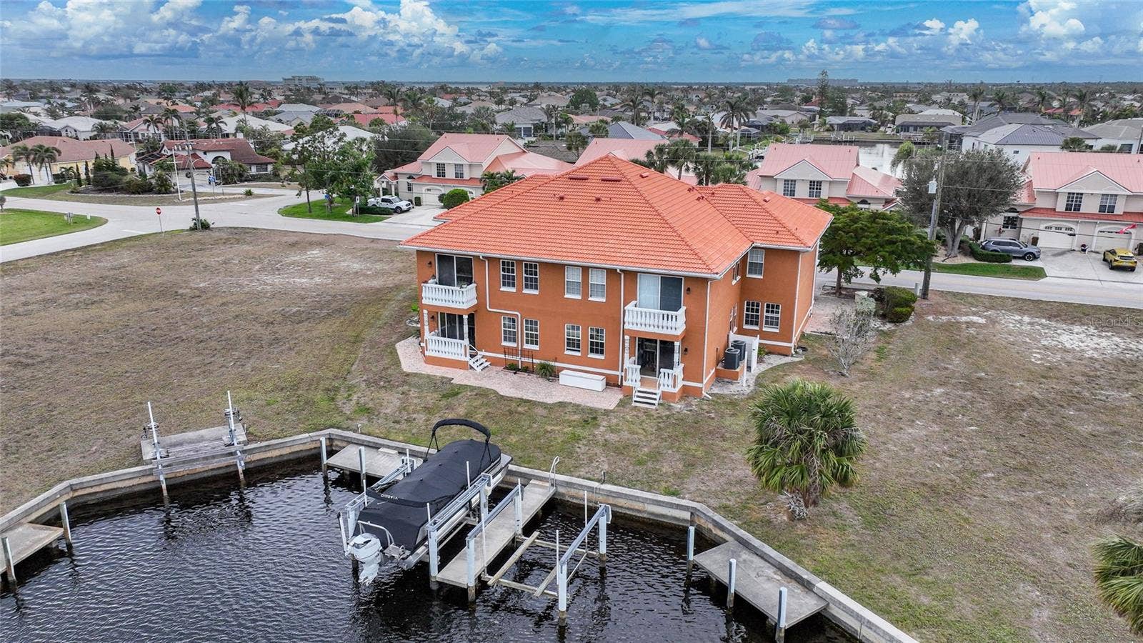 817 VIA TRIPOLI, #111, Punta Gorda, FL 33950