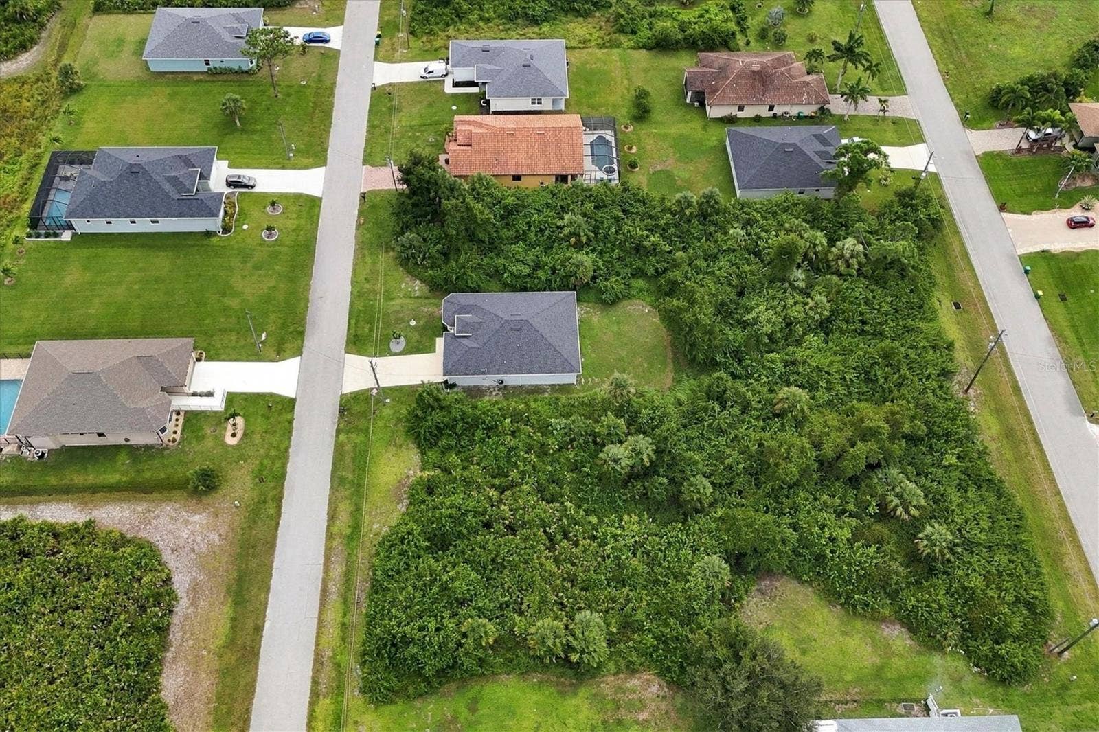 173 WRIGHT DRIVE, Rotonda West, FL 33947