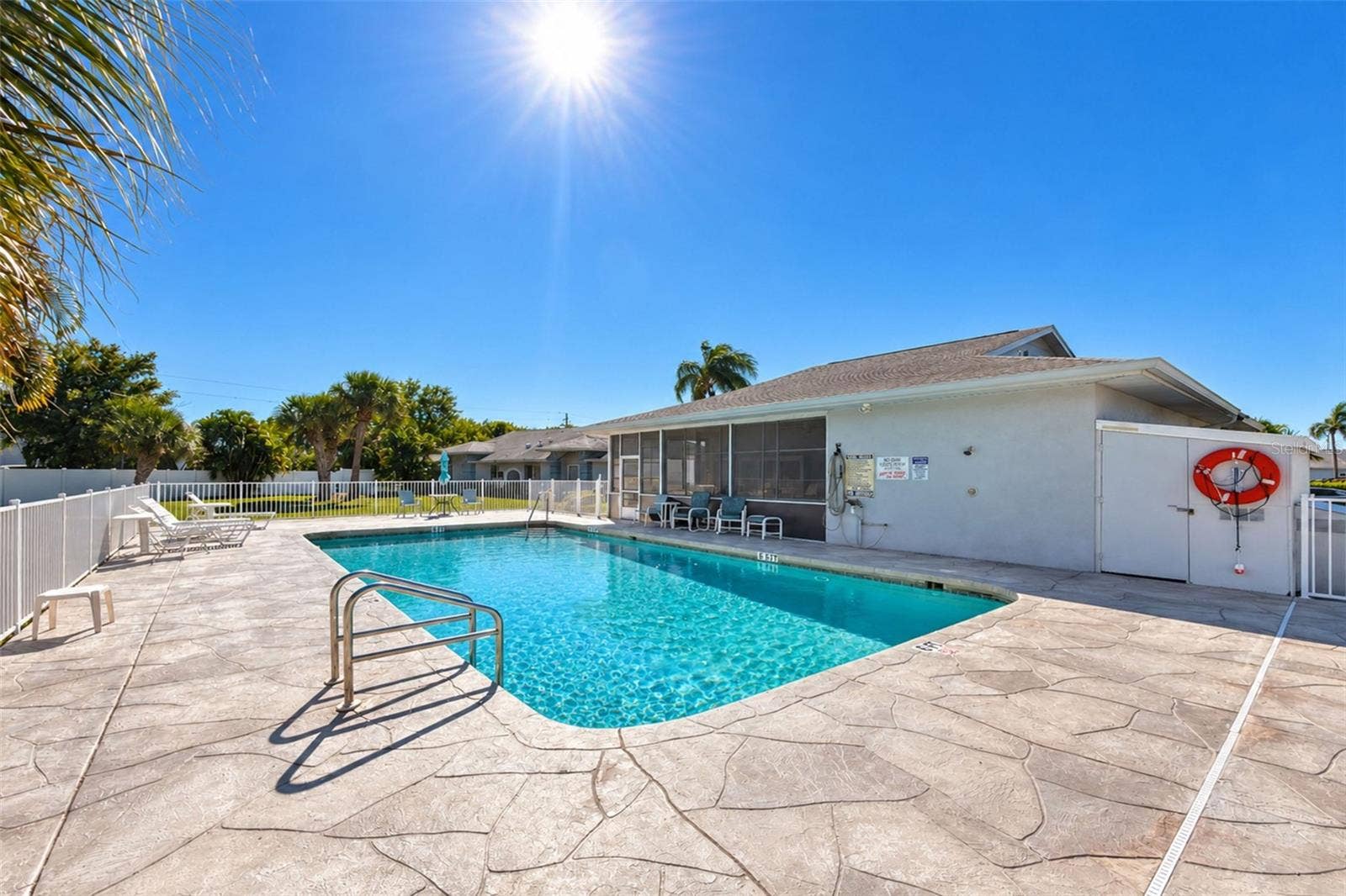 6468 HAMLET DRIVE, #B, Englewood, FL 34224 A nice place to spend the sunny days!