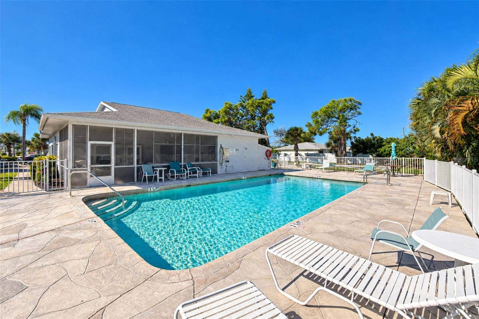 6468 HAMLET DRIVE, #B, Englewood, FL 34224 Plenty of room to gather around the pool!
