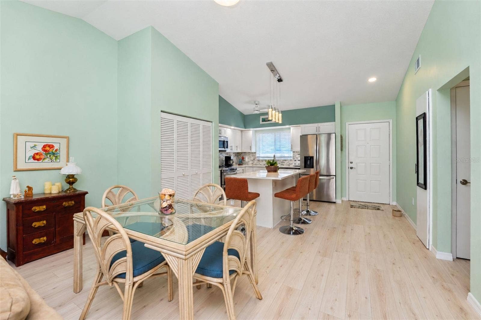 6468 HAMLET DRIVE, #B, Englewood, FL 34224 The dining area looking into the kitchen.