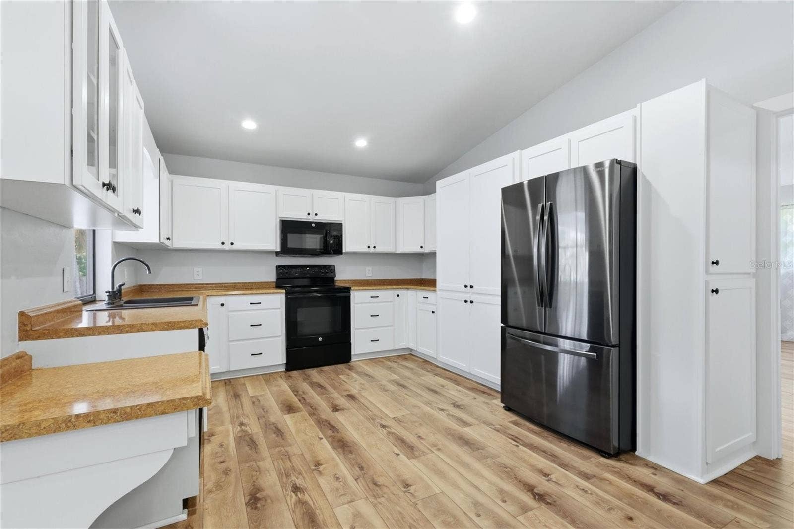 338 PINE GLEN COURT, Englewood, FL 34223 338 PINE GLEN COURT, Englewood, FL 34223