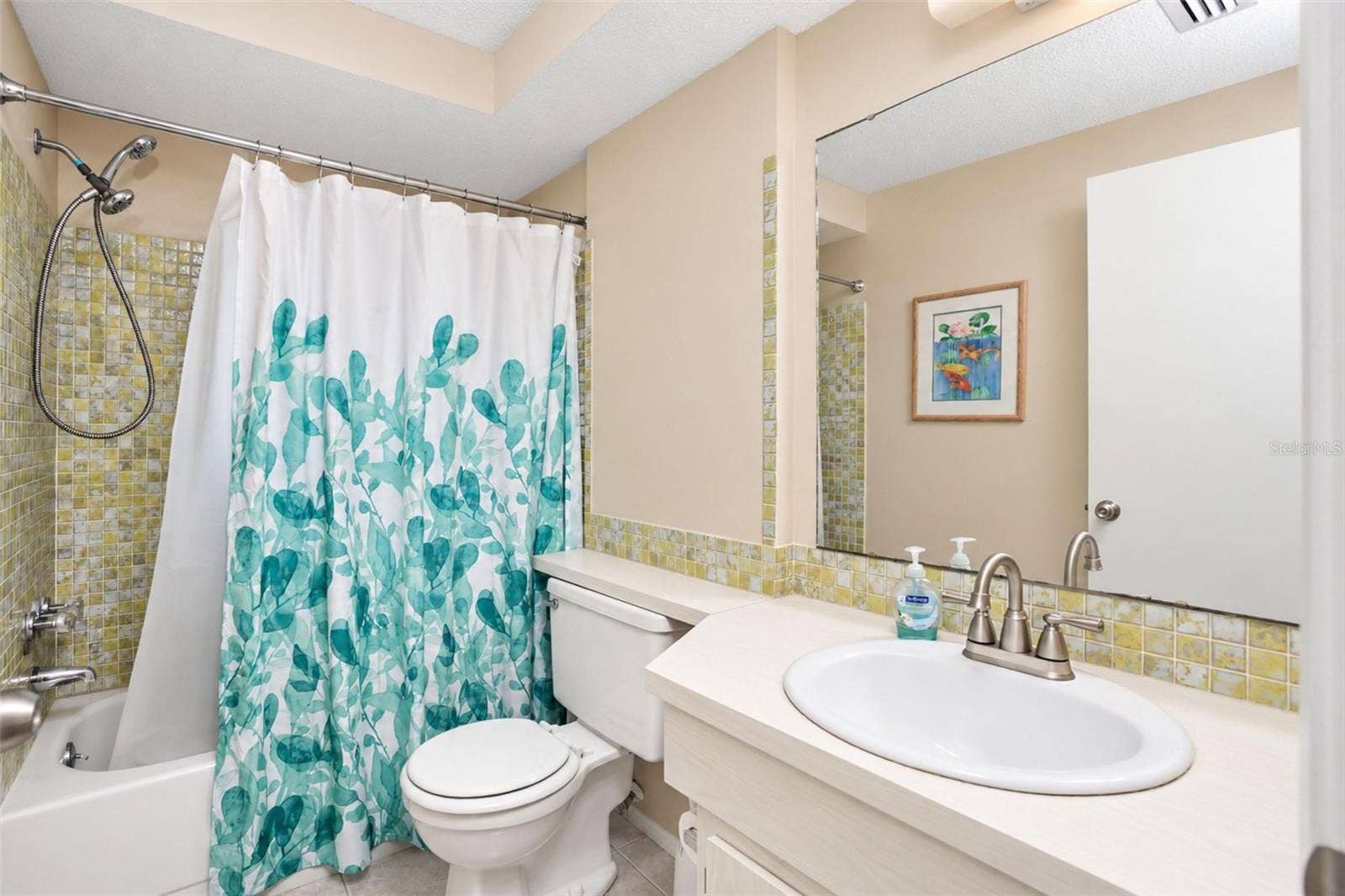 Main bathroom