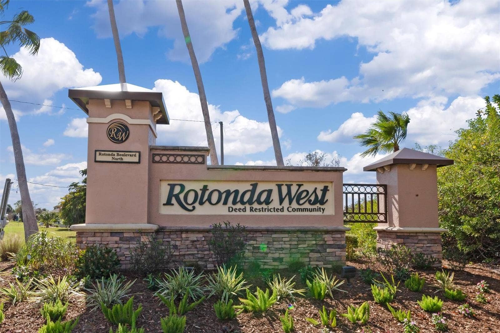 17 SPORTSMAN ROAD, Rotonda West, FL 33947 17 SPORTSMAN ROAD, Rotonda West, FL 33947