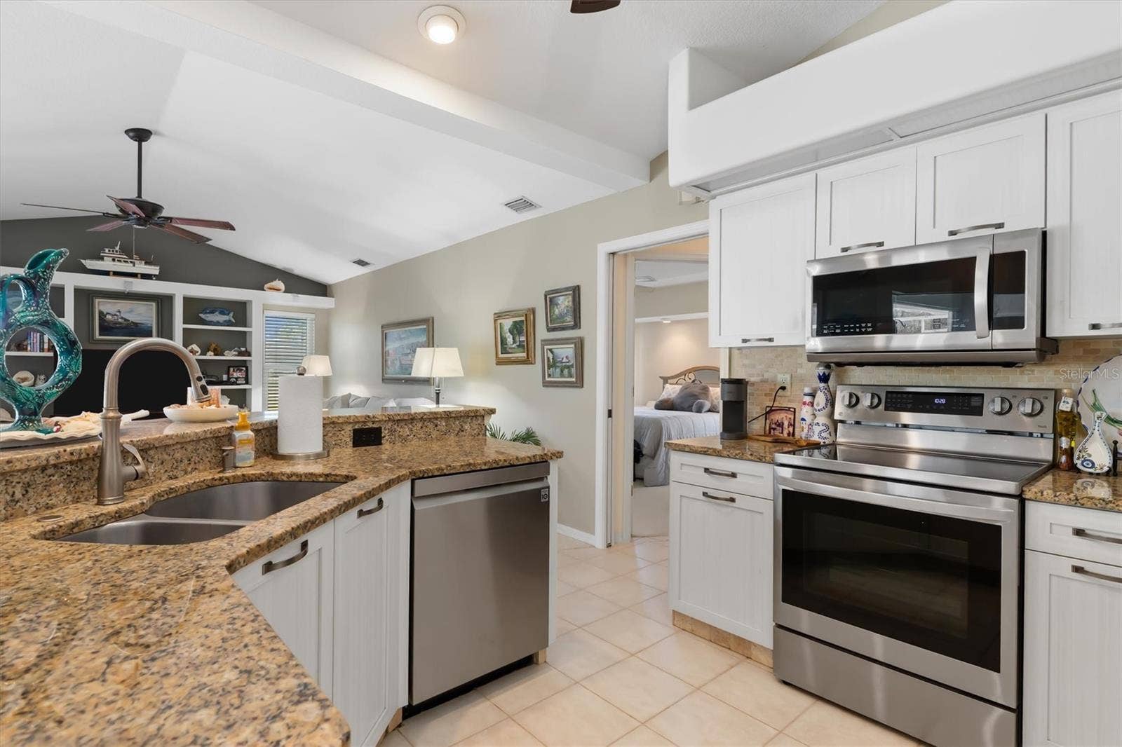 17 SPORTSMAN ROAD, Rotonda West, FL 33947 17 SPORTSMAN ROAD, Rotonda West, FL 33947