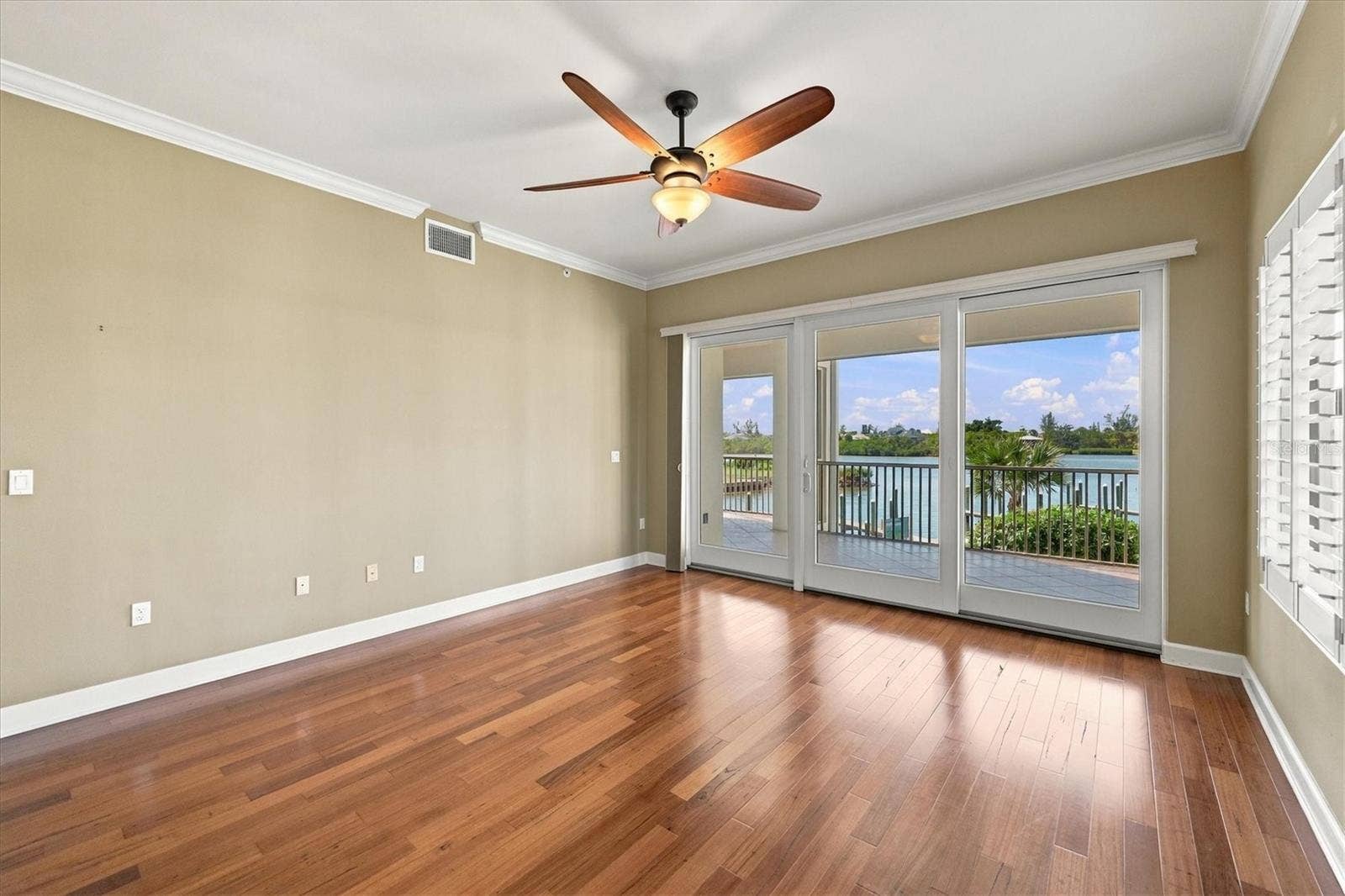 11120 HACIENDA DEL MAR BOULEVARD, #F206, Placida, FL 33946 Living Area View