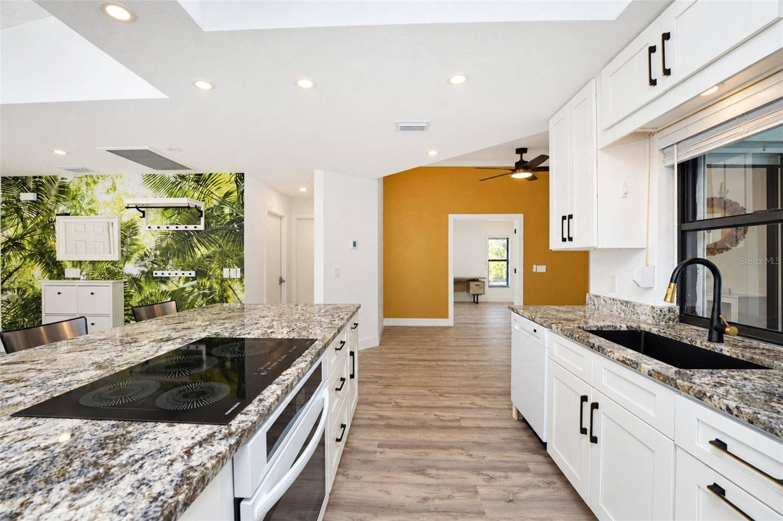 122 BUNKER ROAD, Rotonda West, FL 33947 122 BUNKER ROAD, Rotonda West, FL 33947