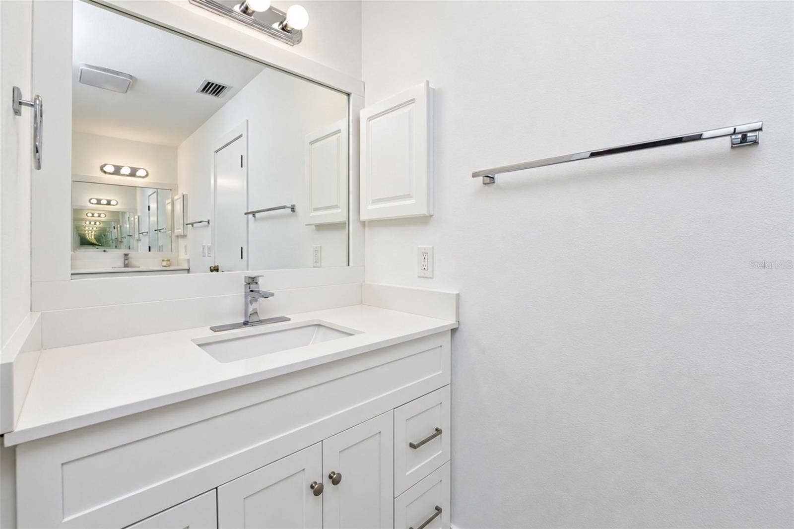 122 BUNKER ROAD, Rotonda West, FL 33947 122 BUNKER ROAD, Rotonda West, FL 33947