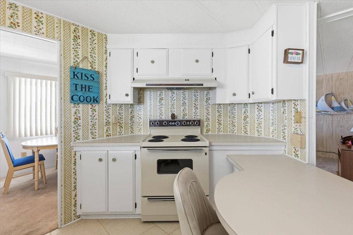 26 N ESPLANADE STREET, Englewood, FL 34223 26 N ESPLANADE STREET, Englewood, FL 34223
