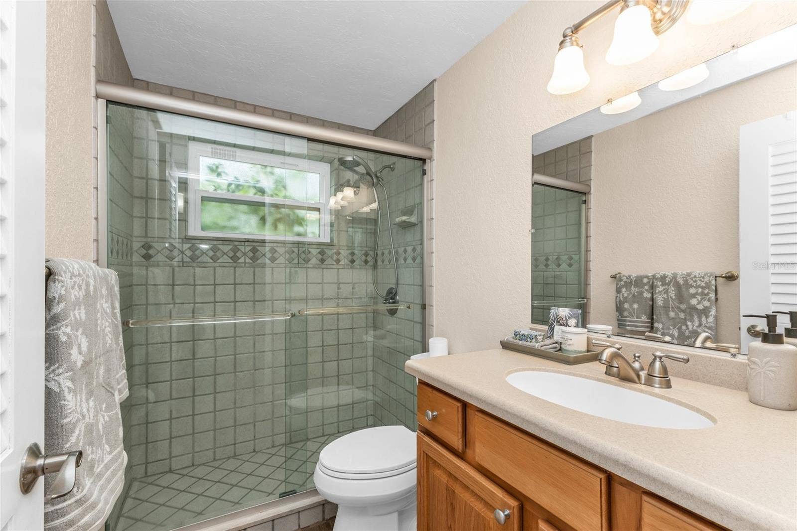 521 W VENICE AVENUE, #21, Venice, FL 34285