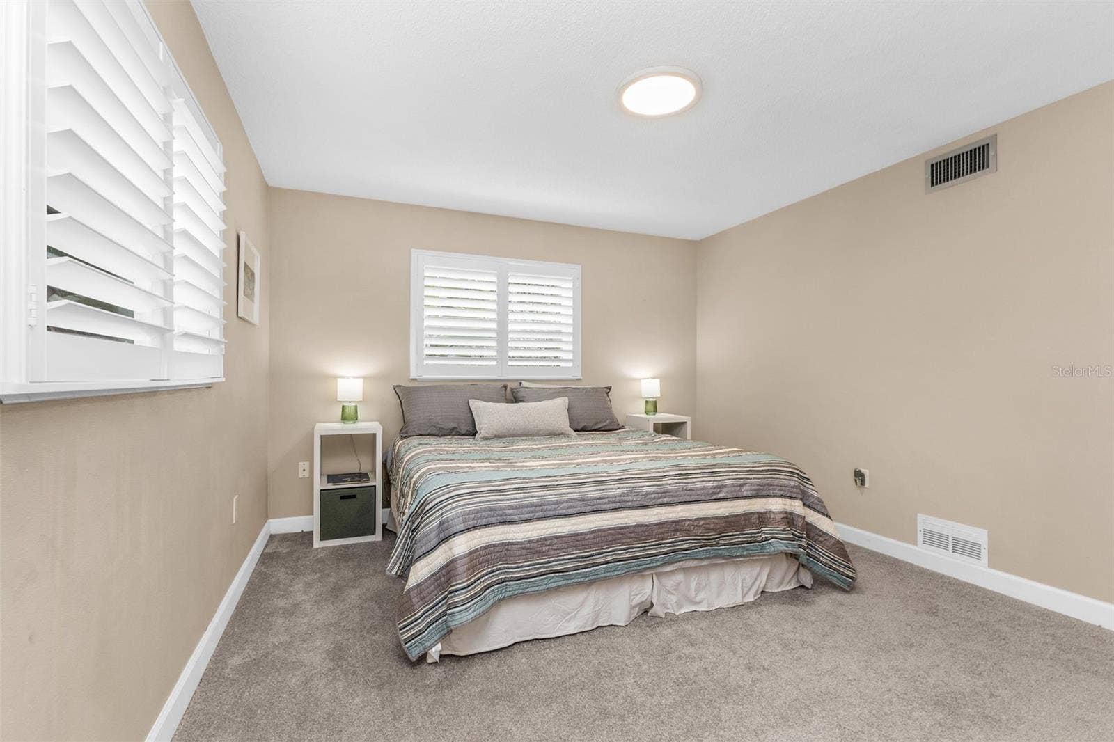 521 W VENICE AVENUE, #21, Venice, FL 34285