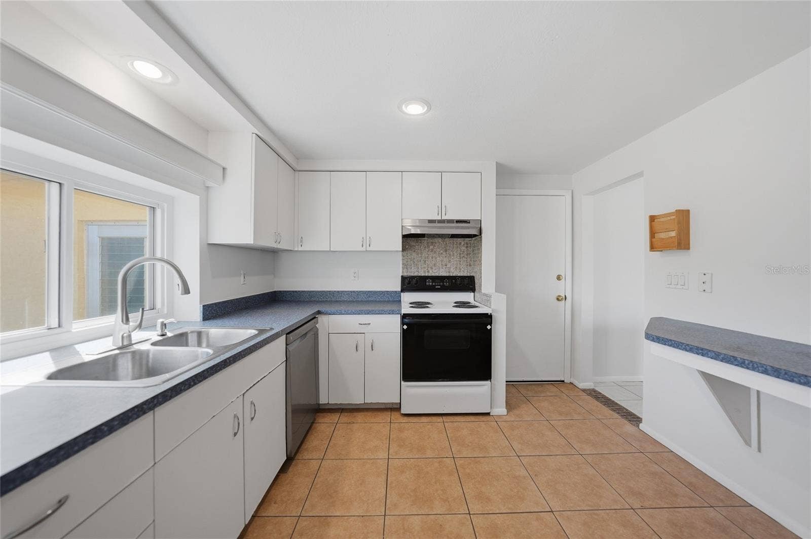 60 ROTONDA CIRCLE, Rotonda West, FL 33947