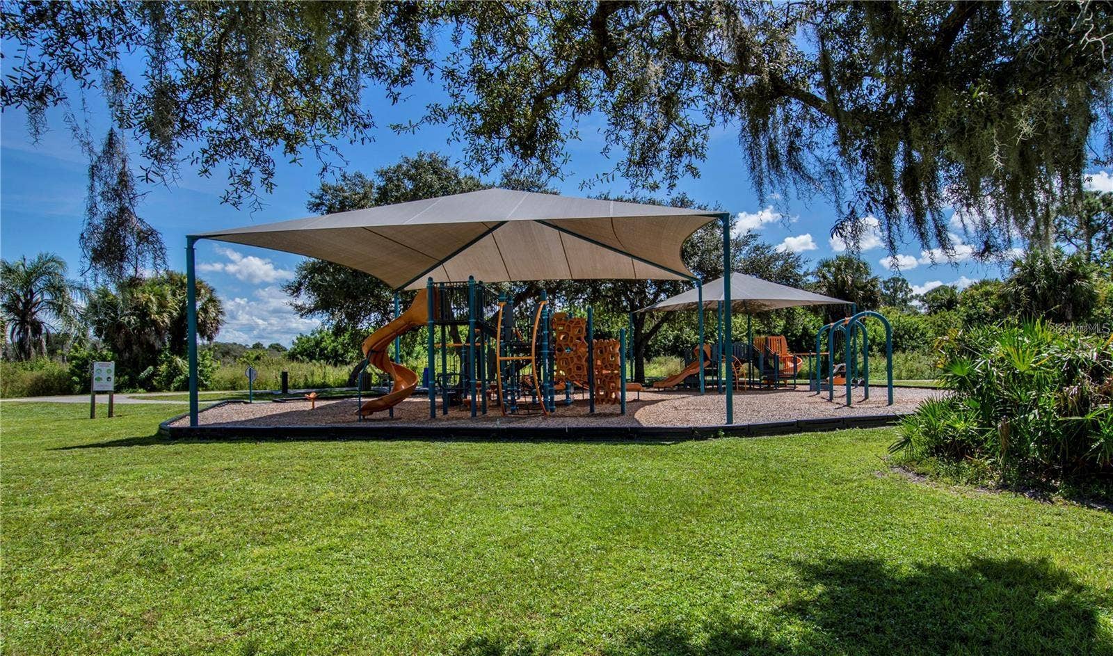 60 ROTONDA CIRCLE, Rotonda West, FL 33947