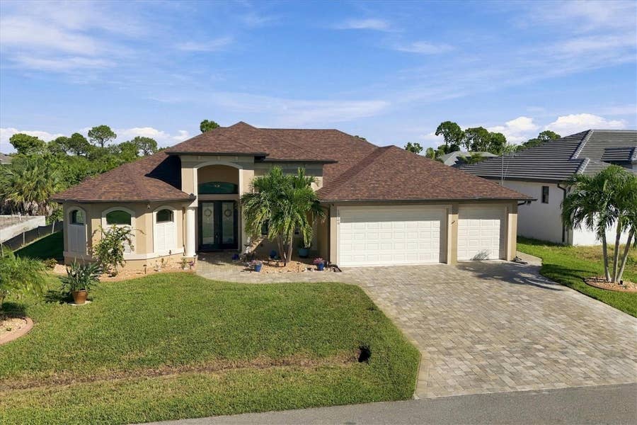 Property photo for 15208 HENNIPEN CIRCLE, Port Charlotte, FL
