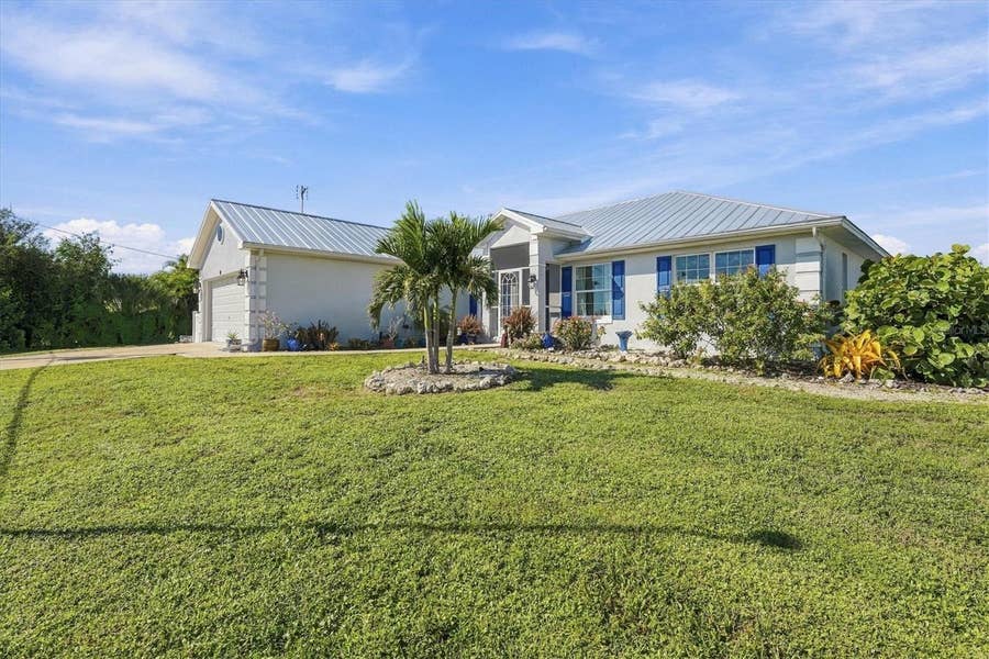 Property photo for 72 MARK TWAIN LANE, Rotonda West, FL