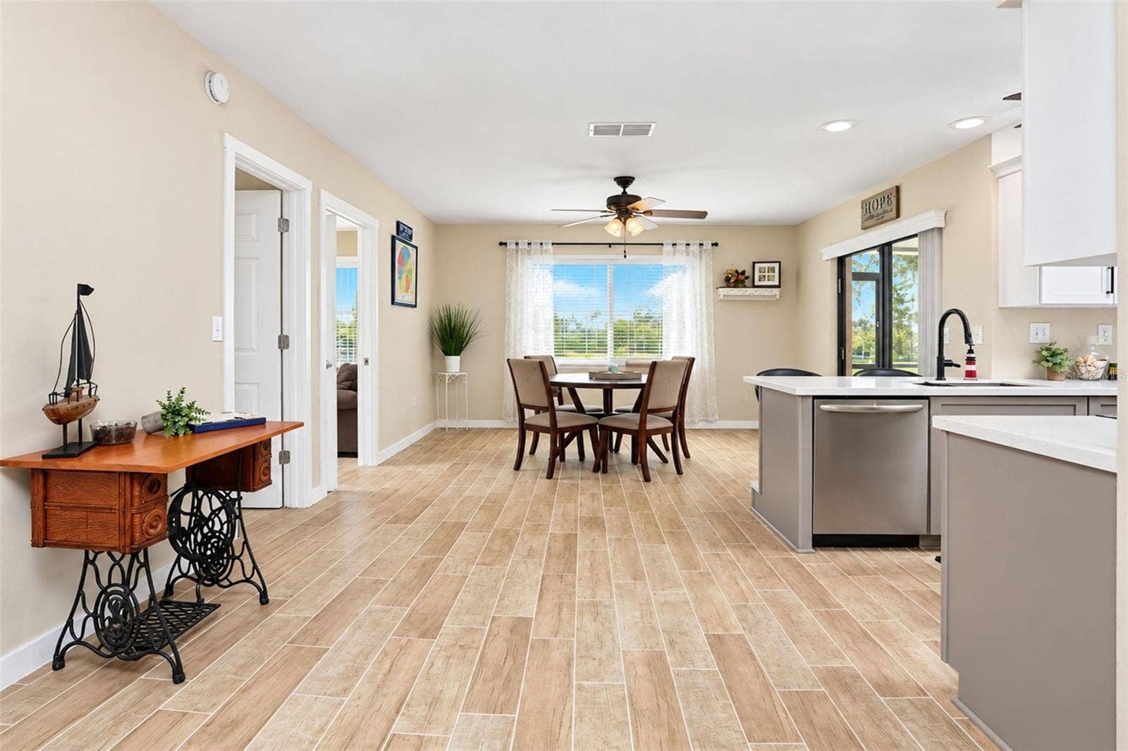 258 ANNAPOLIS LANE, Rotonda West, FL 33947 258 ANNAPOLIS LANE, Rotonda West, FL 33947