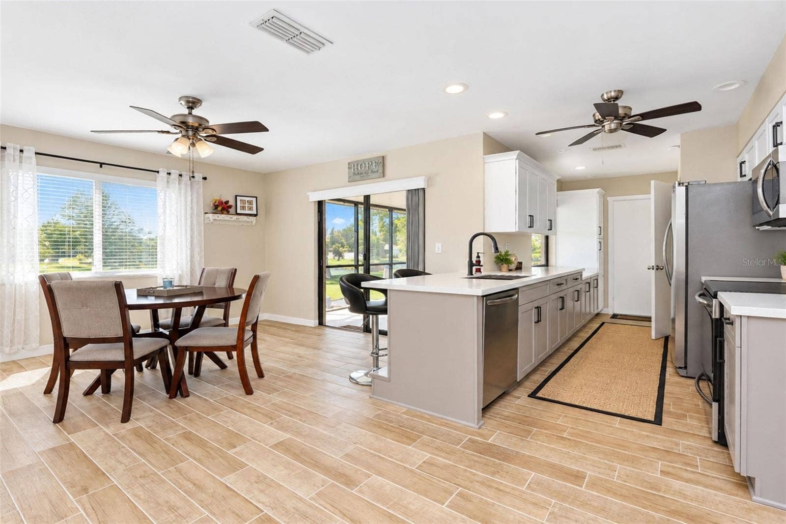 258 ANNAPOLIS LANE, Rotonda West, FL 33947 258 ANNAPOLIS LANE, Rotonda West, FL 33947