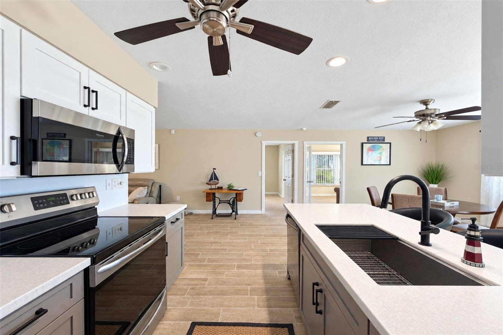 258 ANNAPOLIS LANE, Rotonda West, FL 33947 258 ANNAPOLIS LANE, Rotonda West, FL 33947