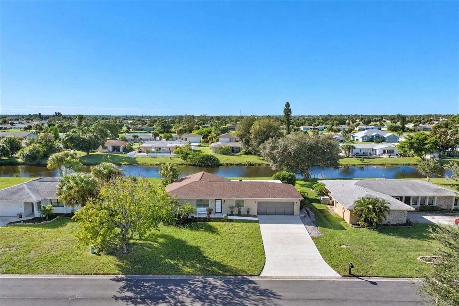 258 ANNAPOLIS LANE, Rotonda West, FL 33947 258 ANNAPOLIS LANE, Rotonda West, FL 33947