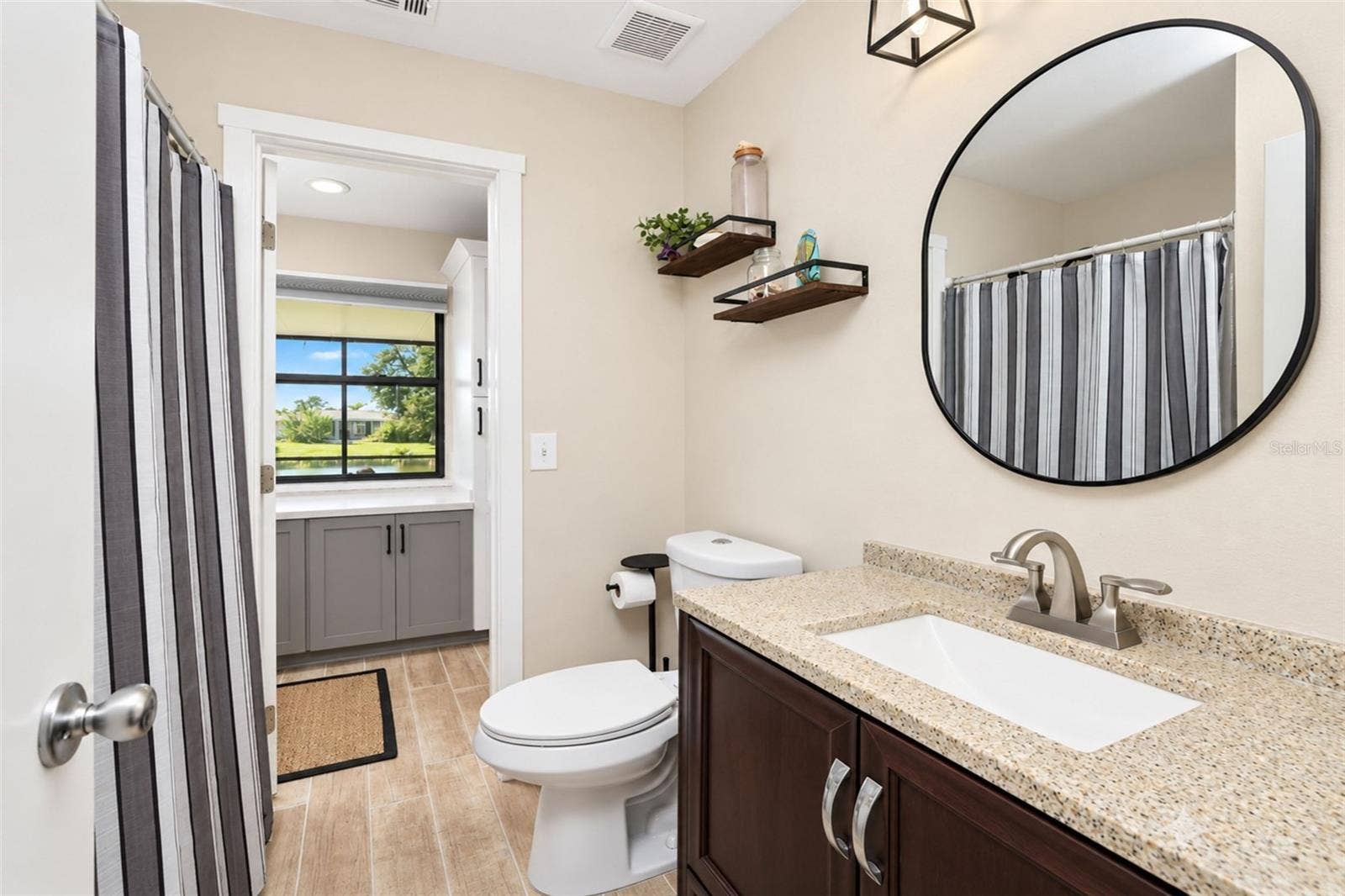 258 ANNAPOLIS LANE, Rotonda West, FL 33947 258 ANNAPOLIS LANE, Rotonda West, FL 33947