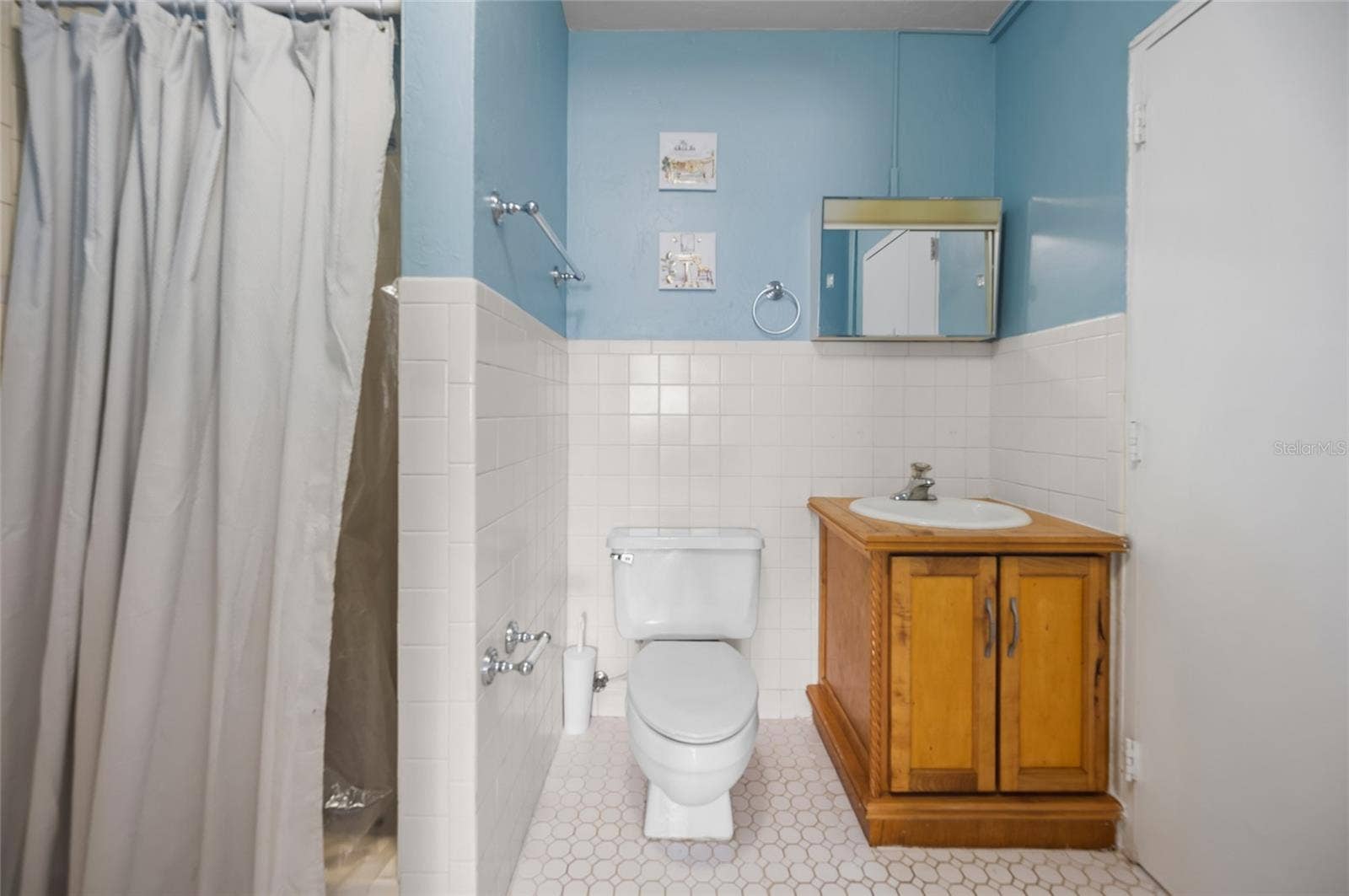 115 VIRGINIA COURT, Englewood, FL 34223 Bathroom 2