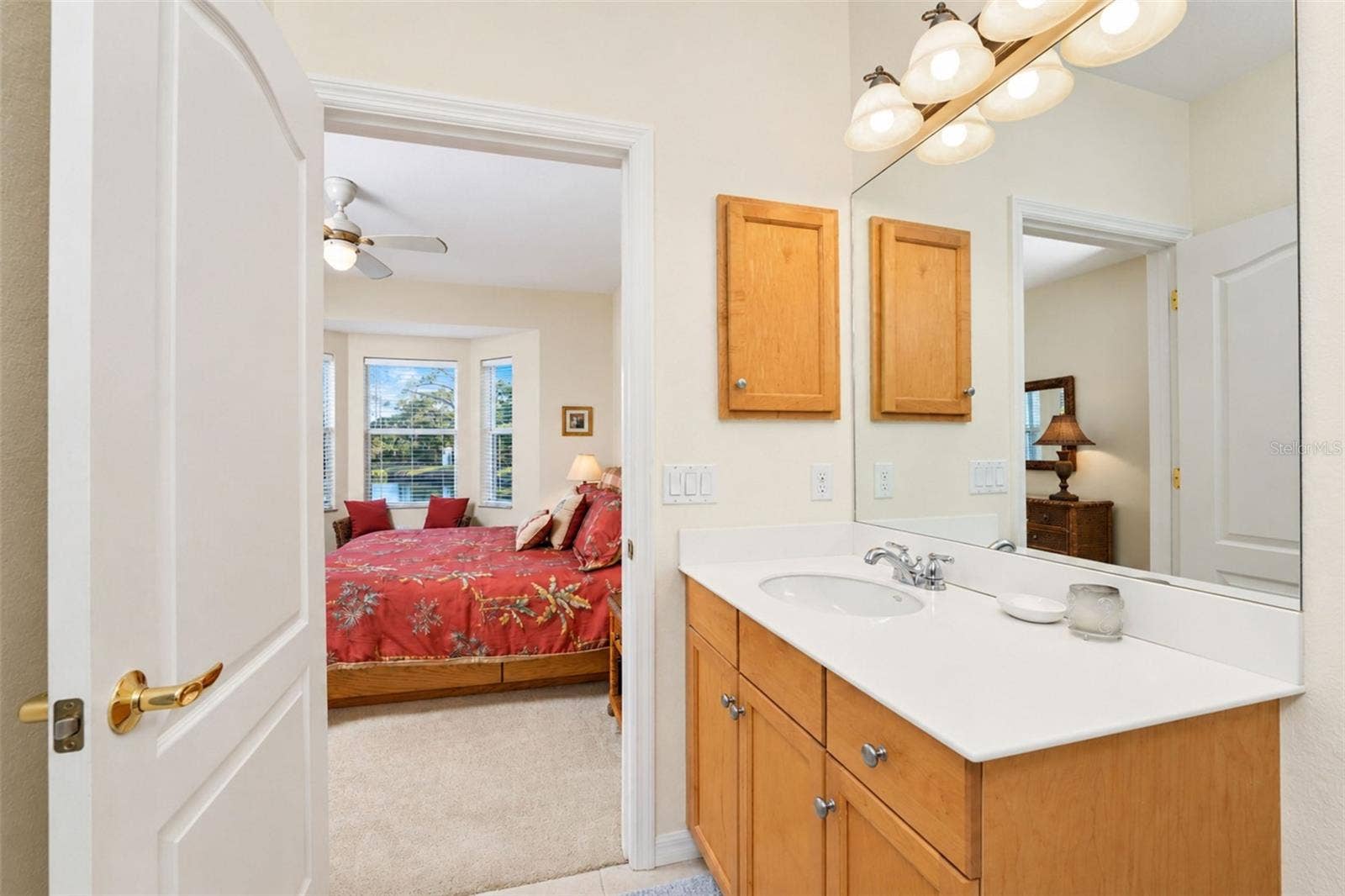 420 LEHALIS DRIVE, Englewood, FL 34223 Primary Bathroom