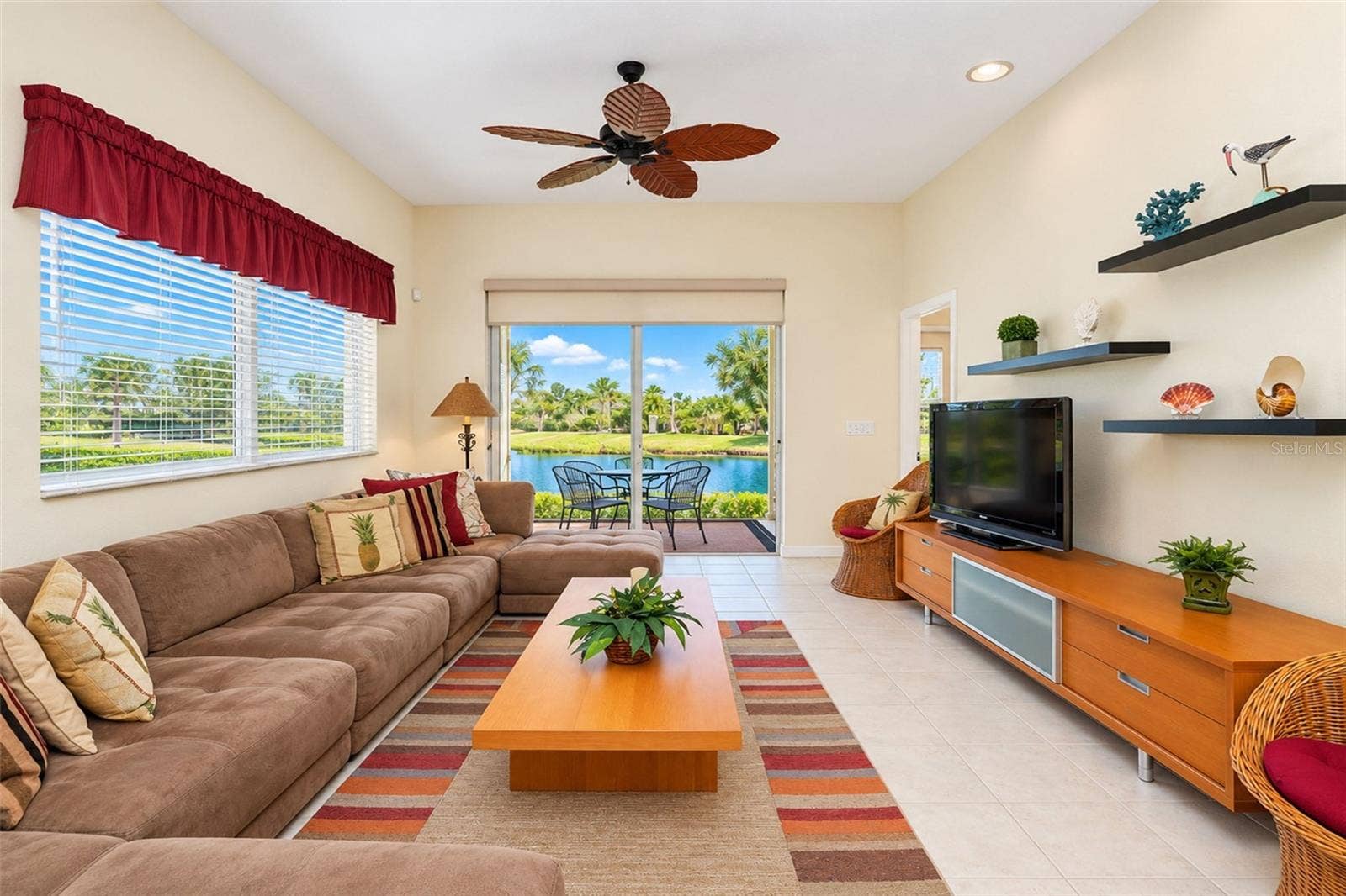 420 LEHALIS DRIVE, Englewood, FL 34223 Living Room