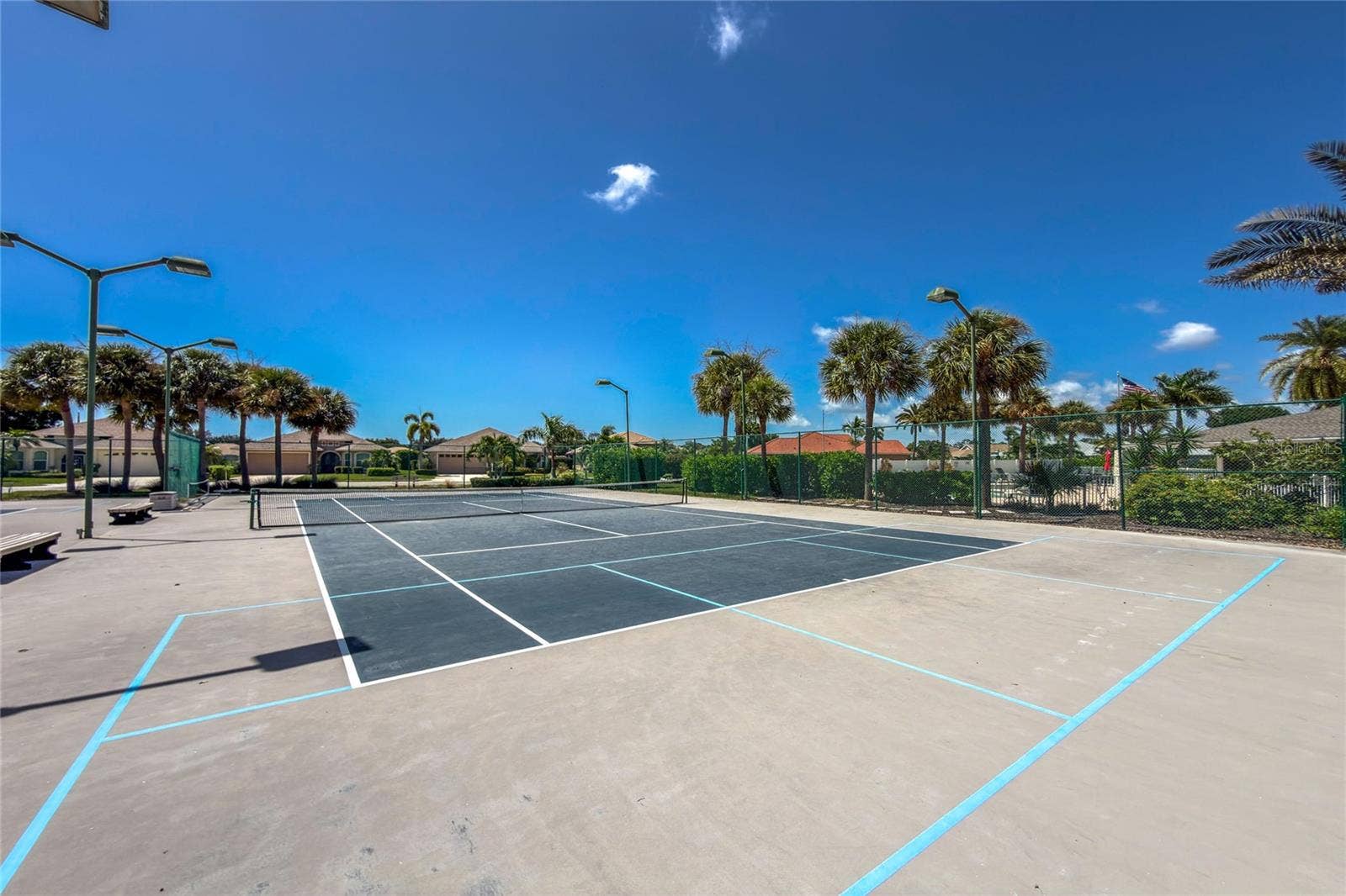 420 LEHALIS DRIVE, Englewood, FL 34223 Oak Forest Amenities