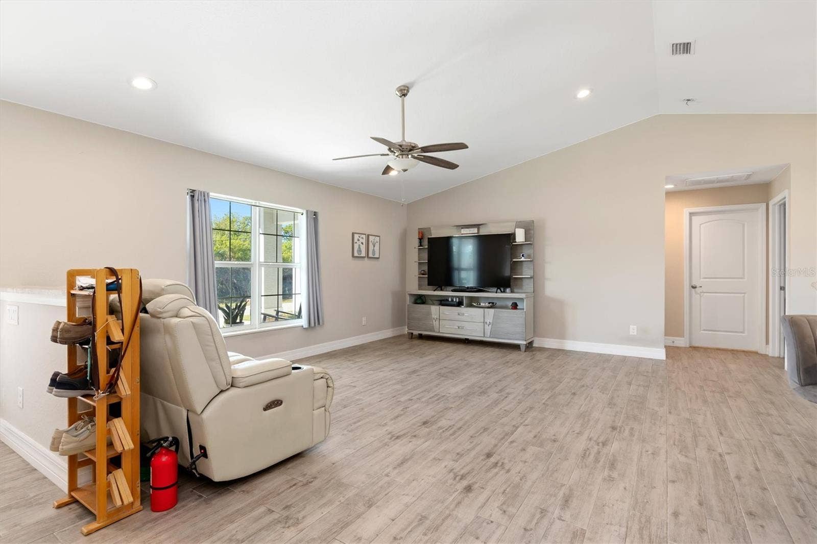 14142 HOPEWELL AVENUE, Port Charlotte, FL 33981