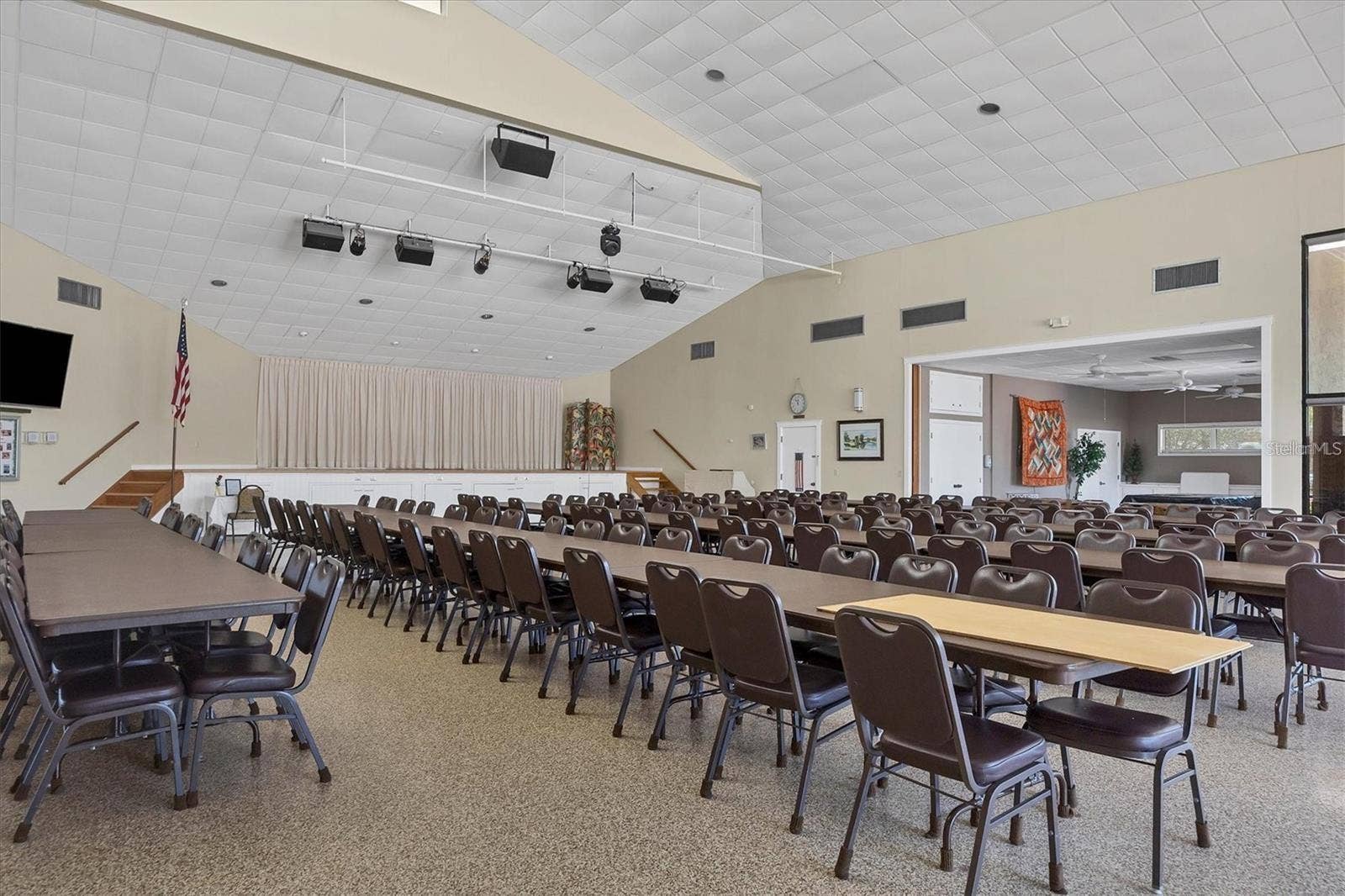 785 HEATHERCREEK COURT, Englewood, FL 34223 Room for all in clubhouse