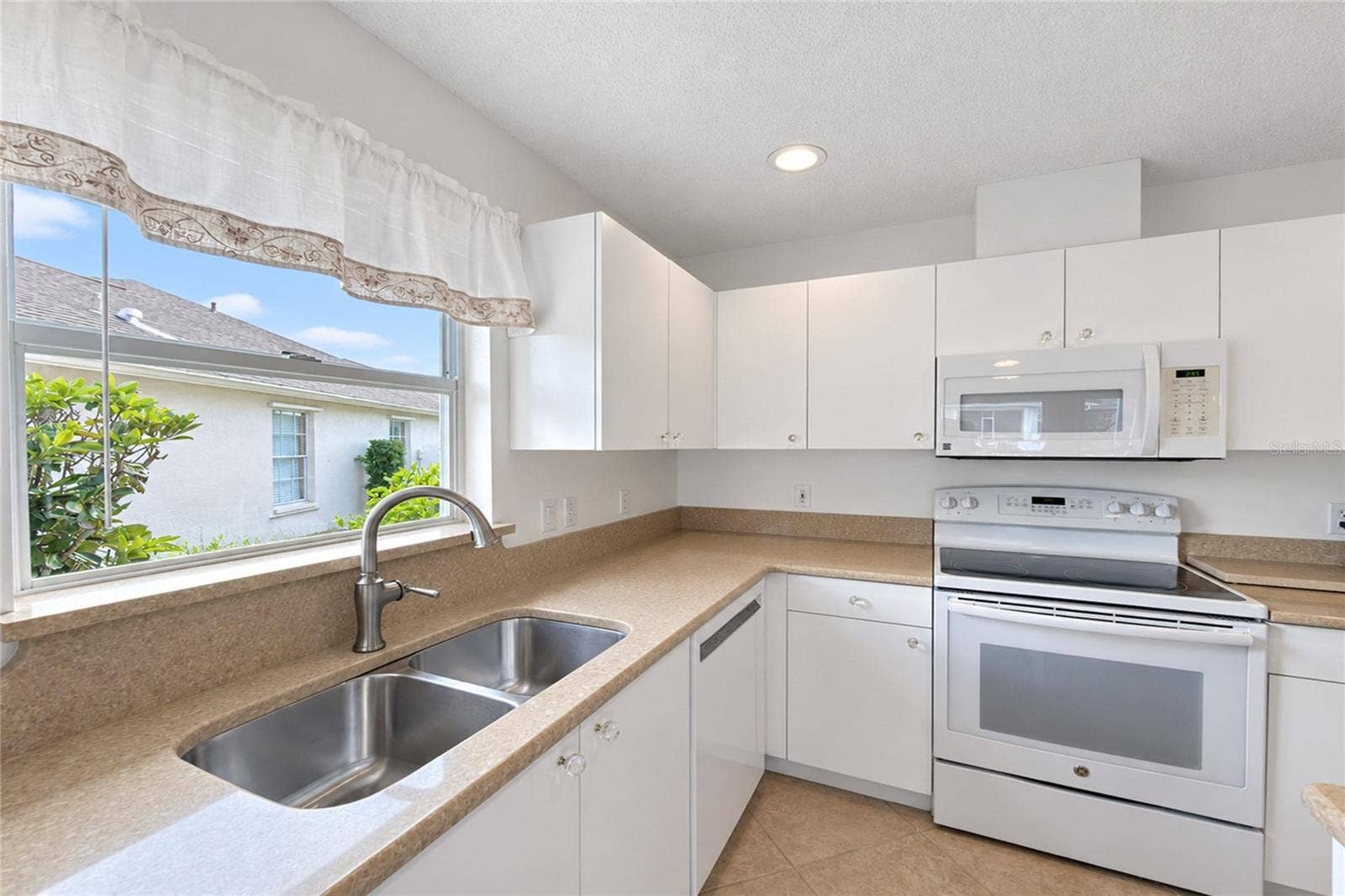 278 PARK FOREST BOULEVARD, Englewood, FL 34223 278 PARK FOREST BOULEVARD, Englewood, FL 34223