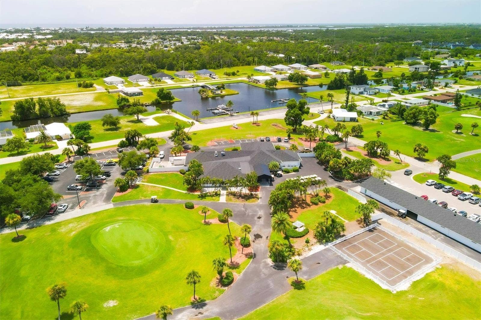 82 PINEHURST PLACE, Rotonda West, FL 33947