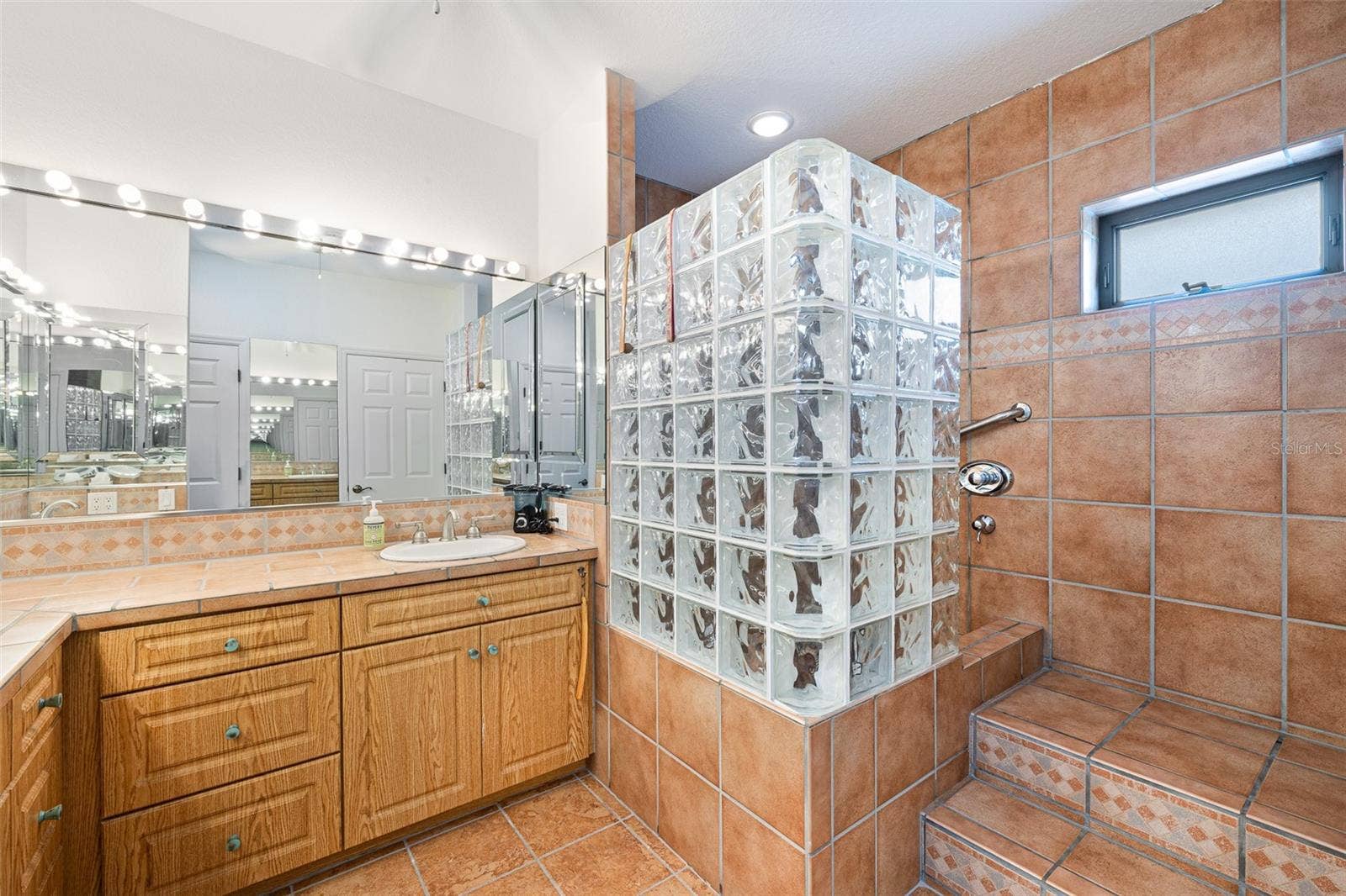 16776 GRANDE QUAY DRIVE, Boca Grande, FL 33921 16776 GRANDE QUAY DRIVE, Boca Grande, FL 33921