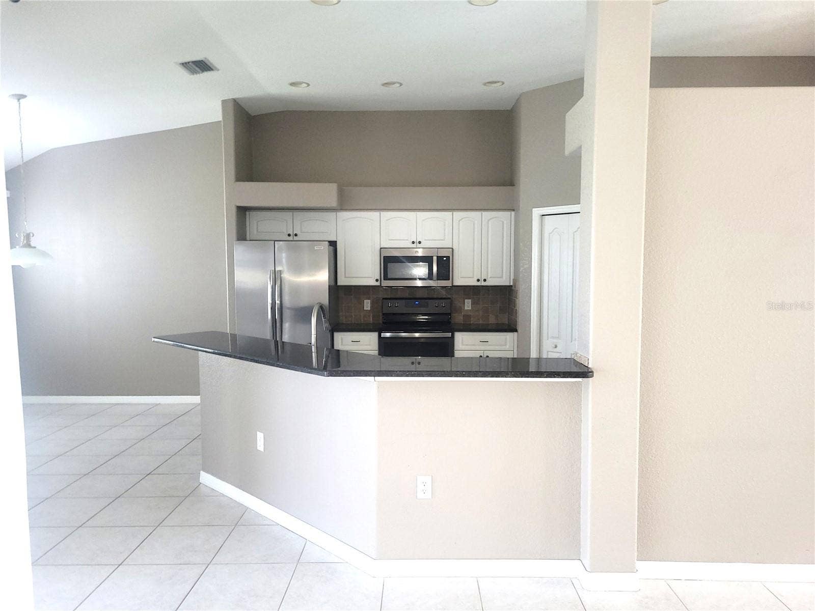 9 BUNKER TERRACE, Rotonda West, FL 33947 Kitchen