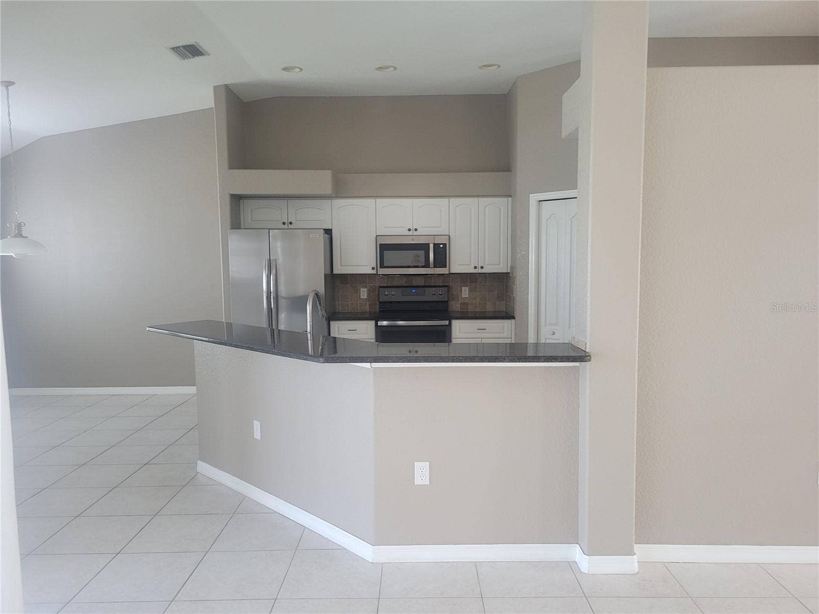 9 BUNKER TERRACE, Rotonda West, FL 33947 Kitchen