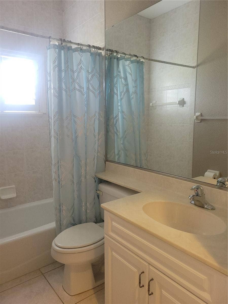 9 BUNKER TERRACE, Rotonda West, FL 33947 Hall Bath