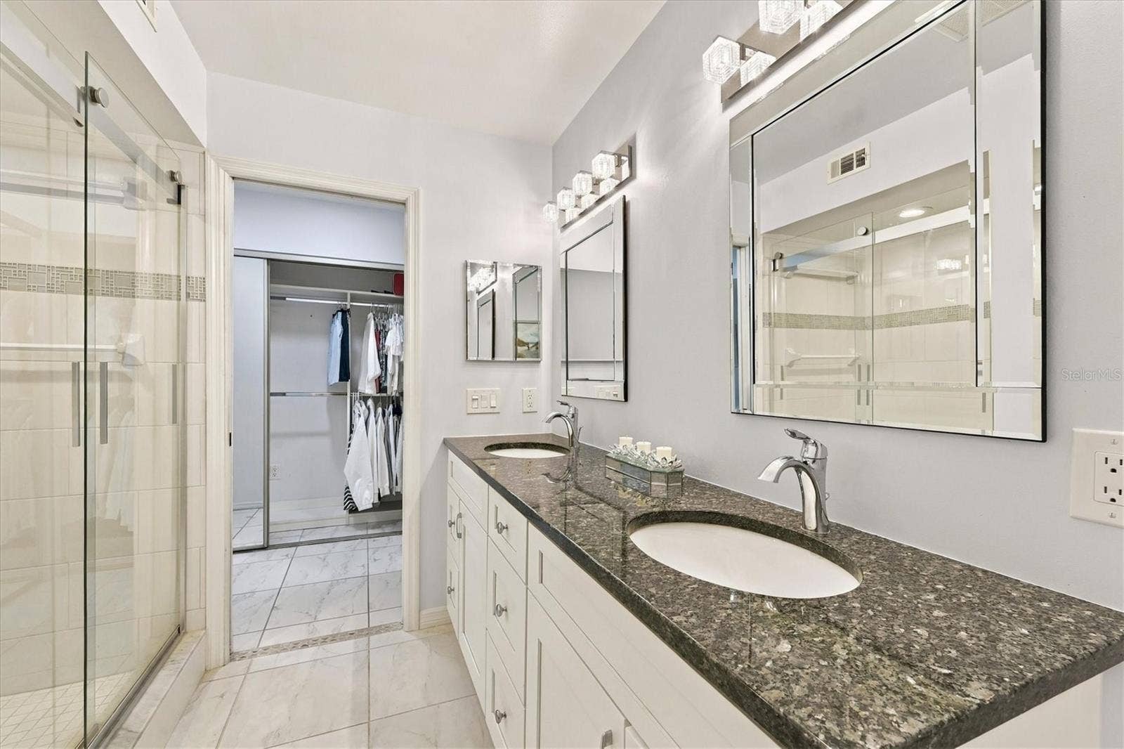 427 CERROMAR LANE, #355, Venice, FL 34293 427 CERROMAR LANE, #355, Venice, FL 34293