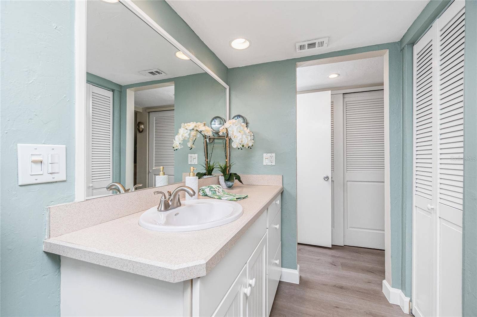 2955 N BEACH ROAD, #A411, Englewood, FL 34223 2955 N BEACH ROAD, #A411, Englewood, FL 34223