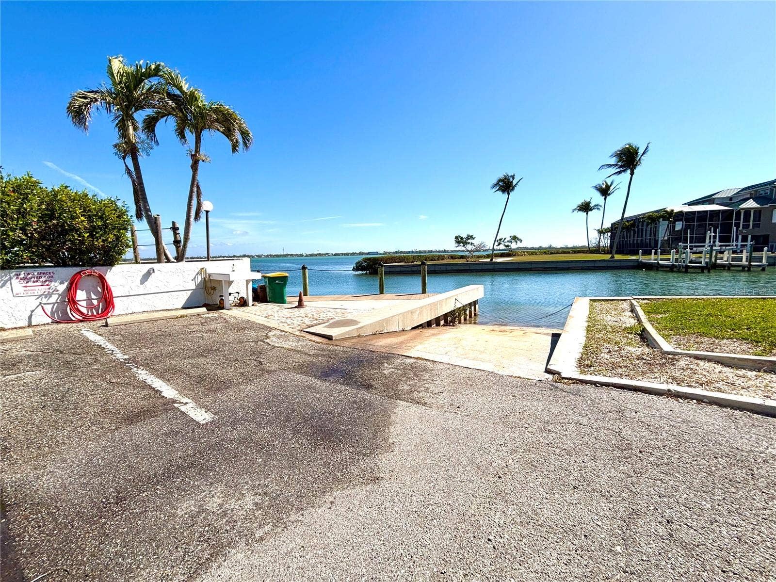 2955 N BEACH ROAD, #A411, Englewood, FL 34223 Private Boat Ramp and Fish Cleaning Station at Your Disposal