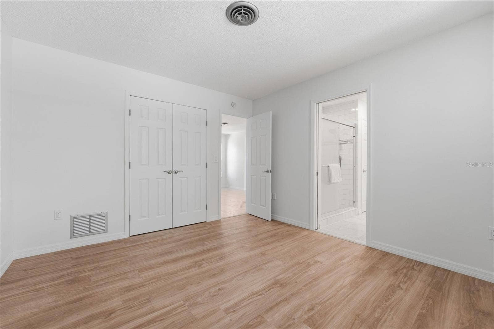 316 S MANGO STREET, Englewood, FL 34223 316 S MANGO STREET, Englewood, FL 34223